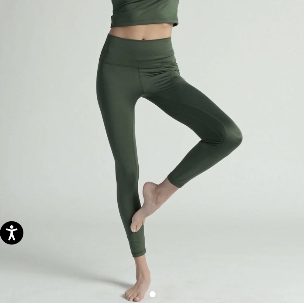 RAGDOLL Los Angeles Green Athleisure Leggings – Stretch Fit